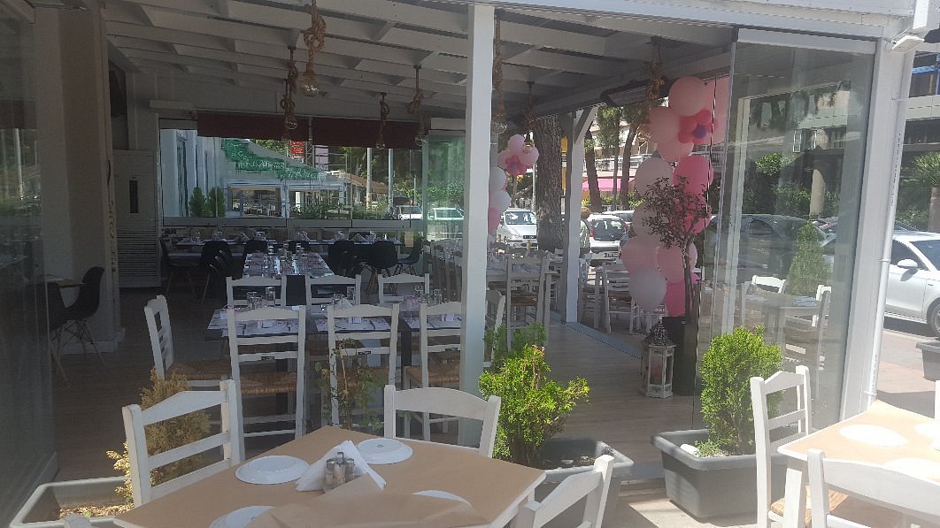 Semi-outdoor restaurant seating